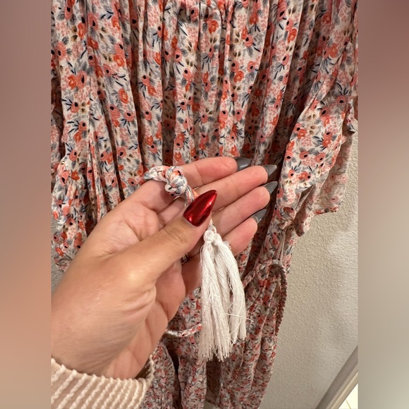 NWT! Cynthia Rowley Floral babydoll dress with tassel belt in medium - Picture 5 of 5